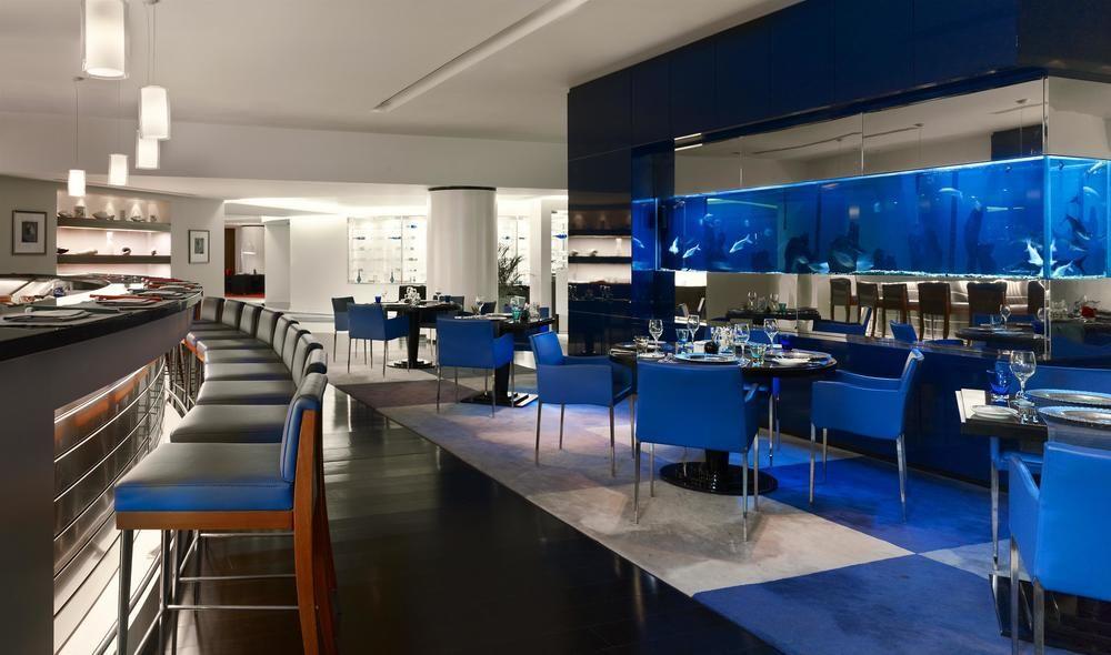 Le Meridien El-Huber Dış mekan fotoğraf The Blue Bar