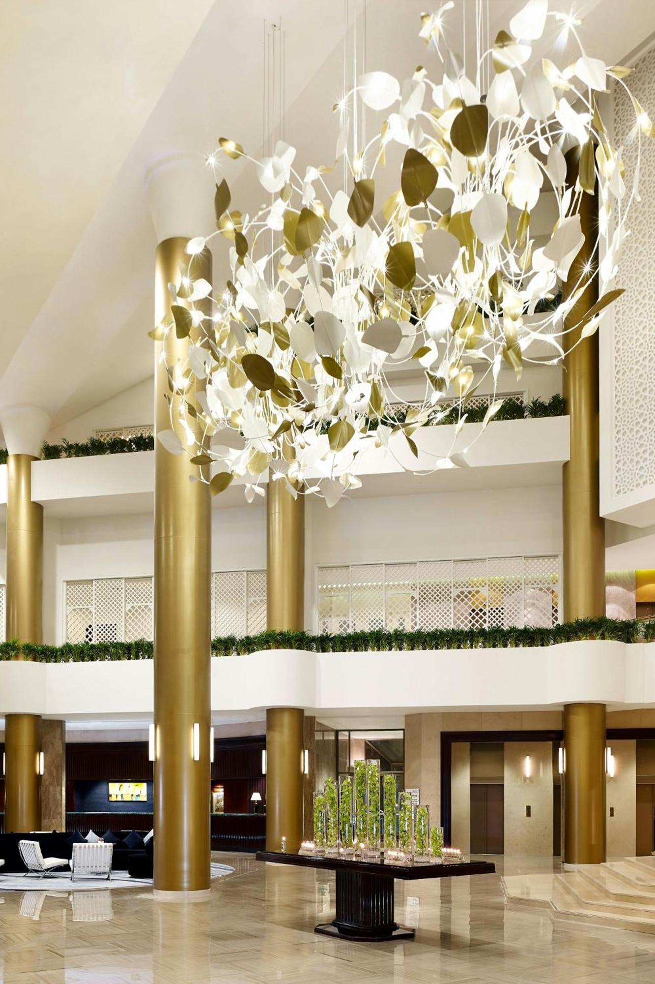 Le Meridien El-Huber Dış mekan fotoğraf The interior of the hotel