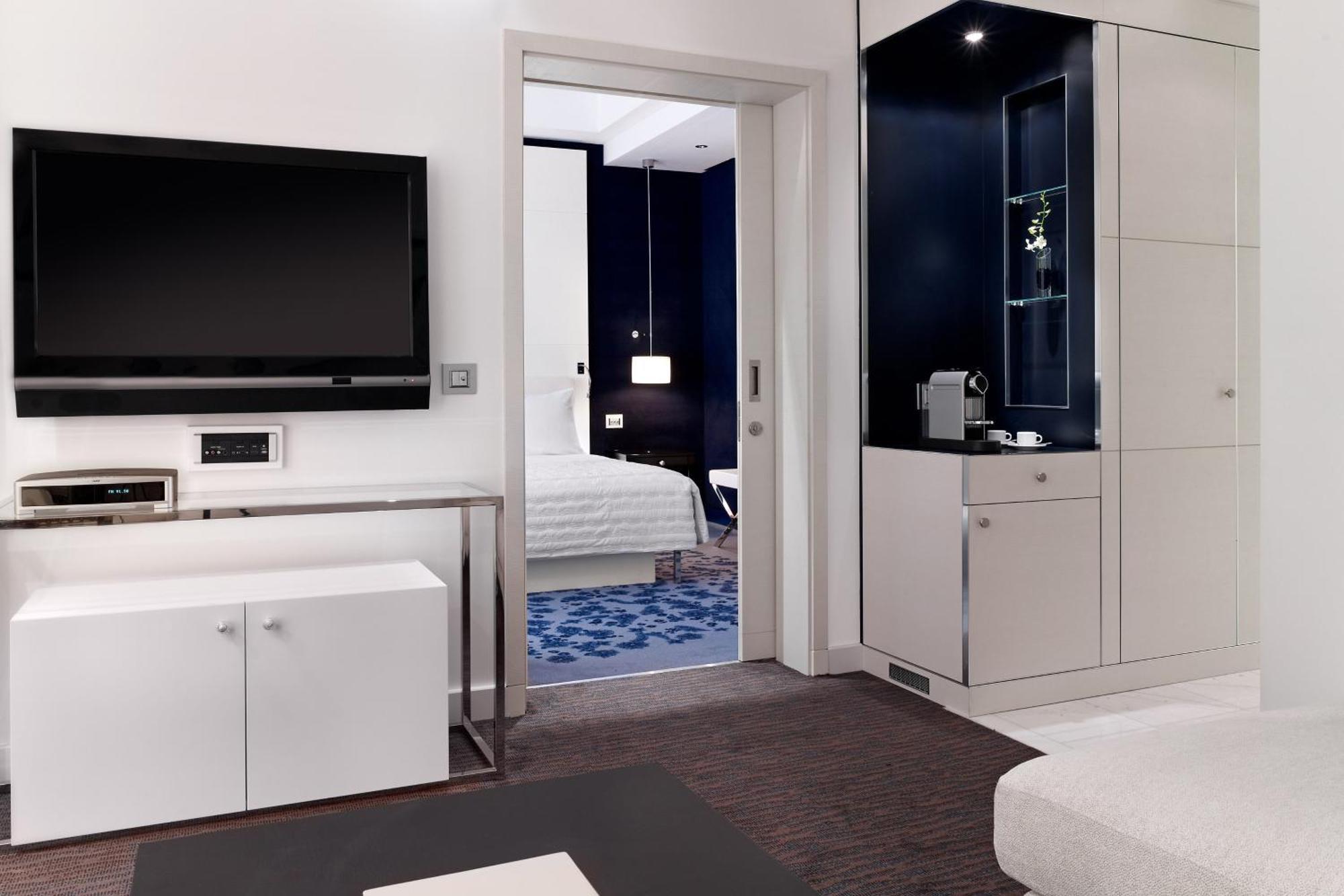 Le Meridien El-Huber Dış mekan fotoğraf A room at the hotel