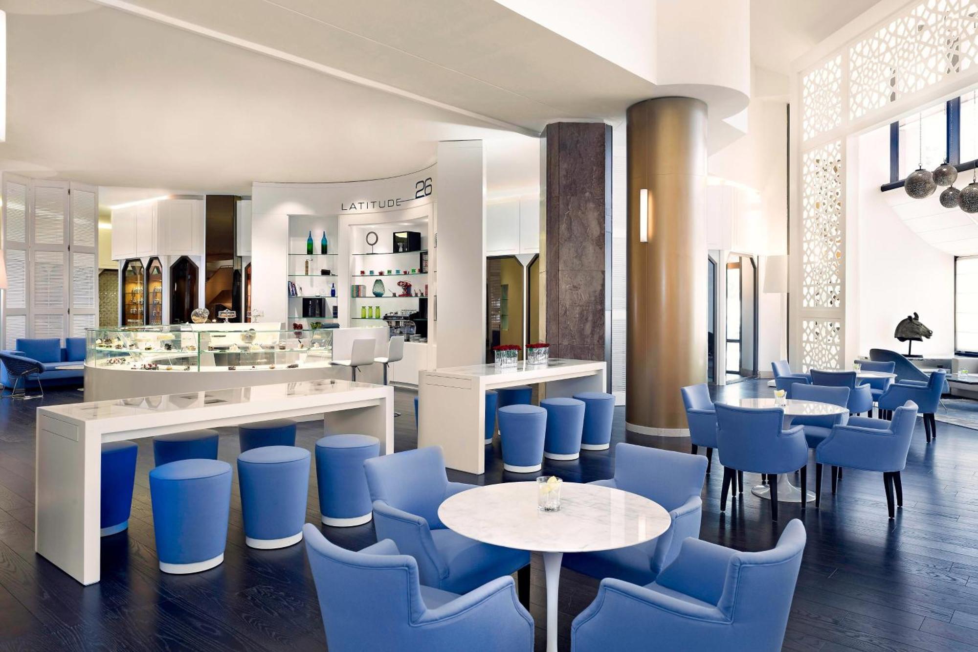Le Meridien El-Huber Dış mekan fotoğraf The lounge at the airport