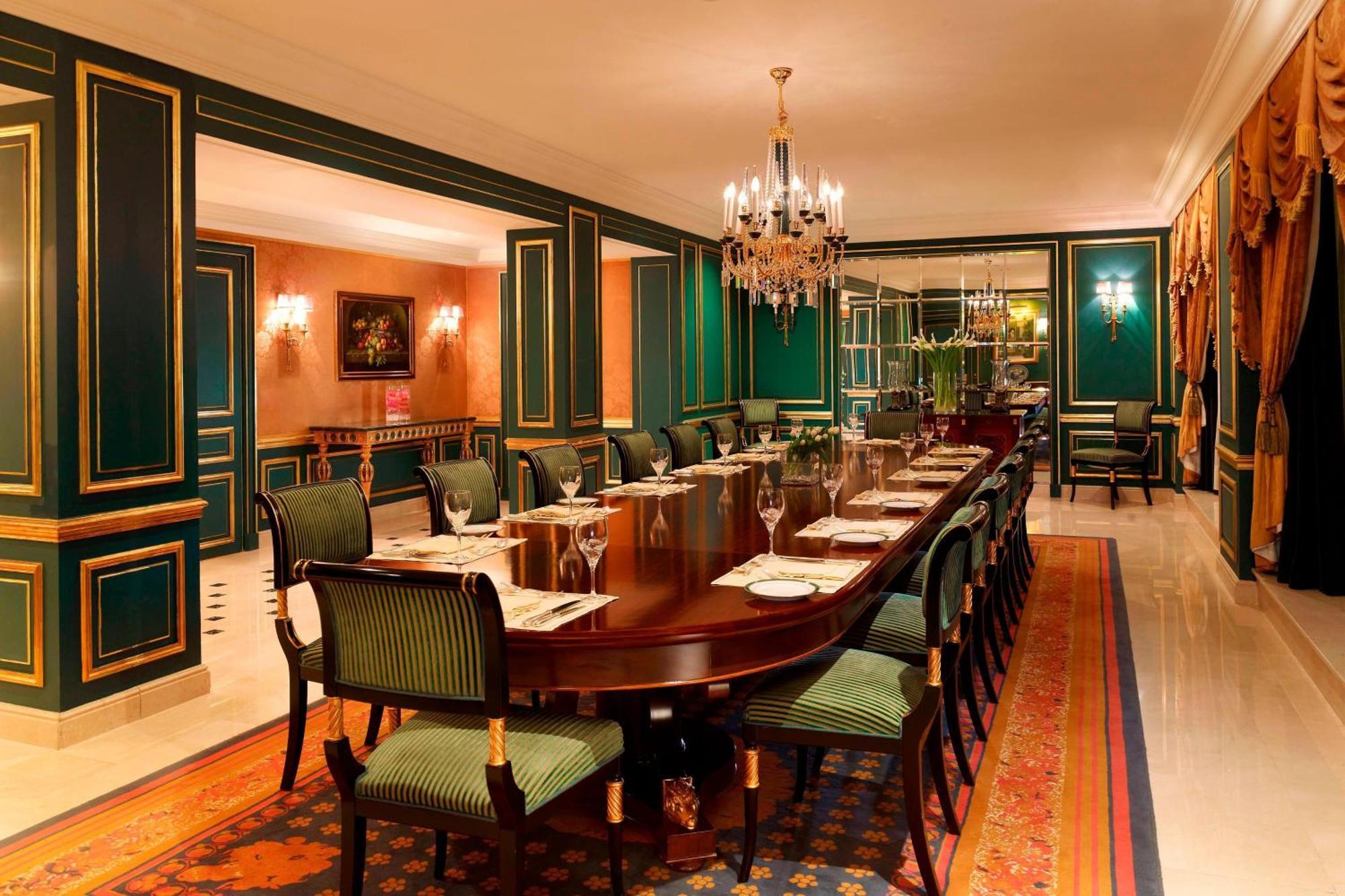 Le Meridien El-Huber Dış mekan fotoğraf The restaurant
